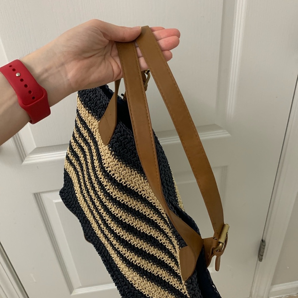 Navy Blue and Cream Striped Woven Straw Tote Bag - Picture 15 of 17